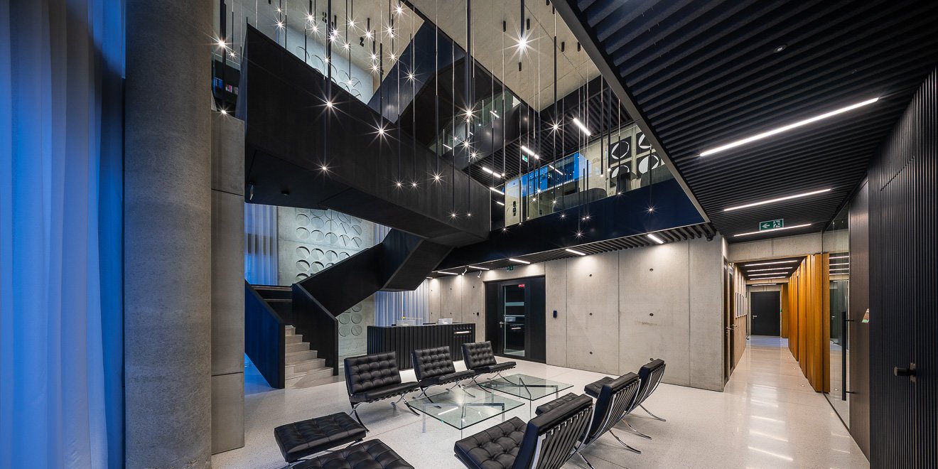 Presťahované. Vitajte v NEO HOUSE → Nové sídlo soukeník – štrpka